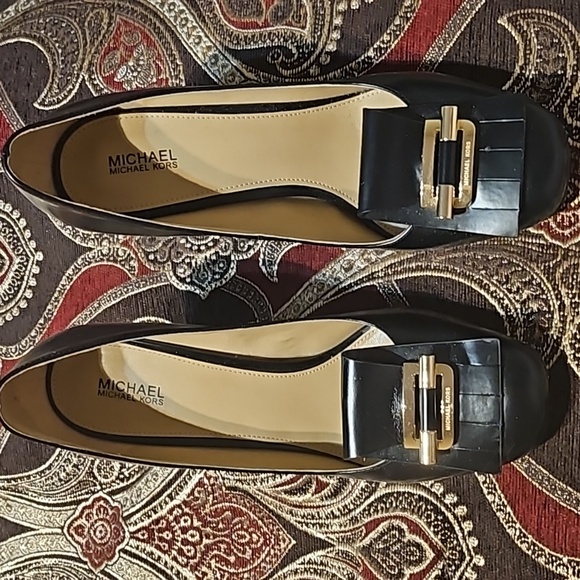 💥💥💥Michael Kors💥💥💥 - Picture 1 of 7